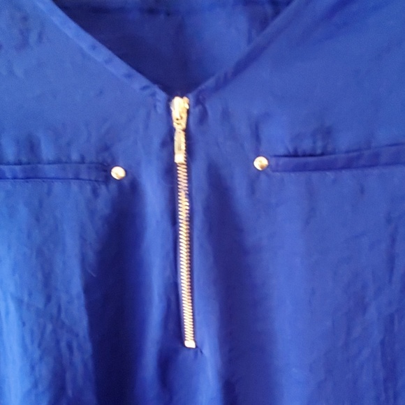 Beautiful nwot apt 9 silk top - Picture 4 of 4